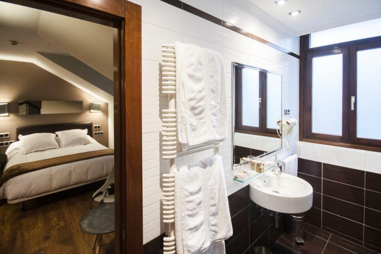 Hospedium Hotel La Casona Del Conde Нореньа Экстерьер фото