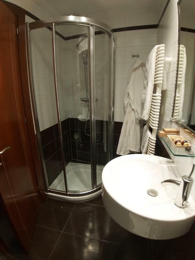 Hospedium Hotel La Casona Del Conde Нореньа Экстерьер фото