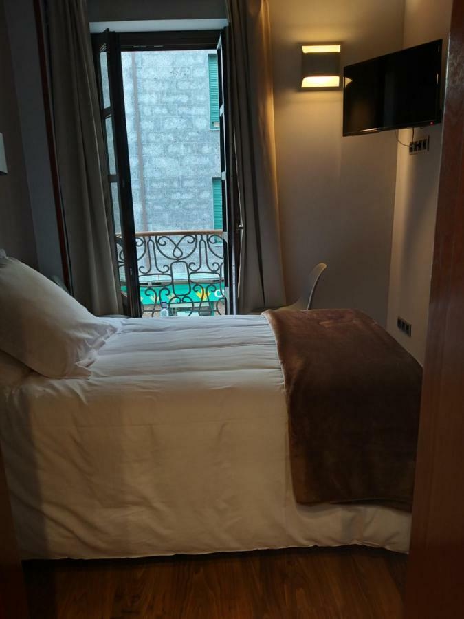 Hospedium Hotel La Casona Del Conde Нореньа Экстерьер фото